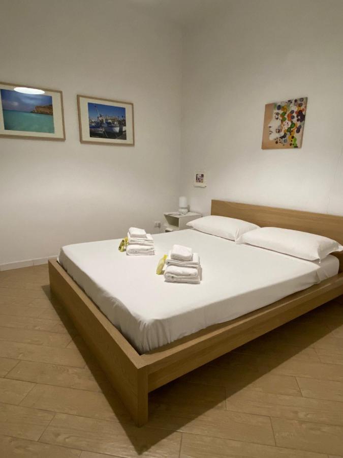 Manu'S House B&B Πόρτο Εμπέντοκλε Εξωτερικό φωτογραφία