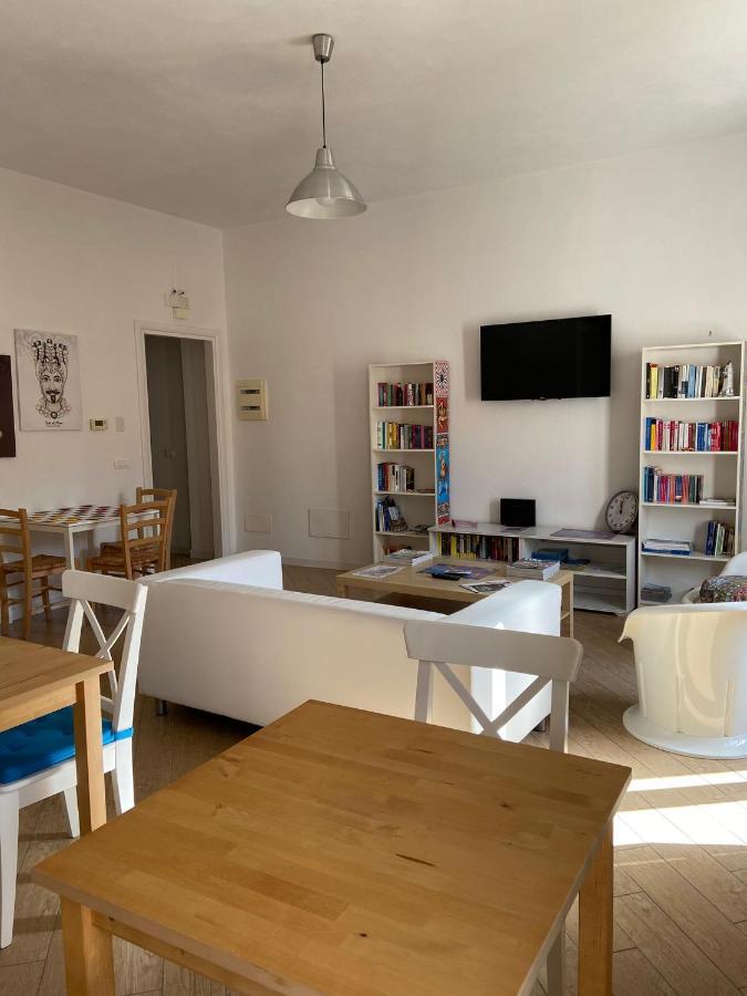 Manu'S House B&B Πόρτο Εμπέντοκλε Εξωτερικό φωτογραφία