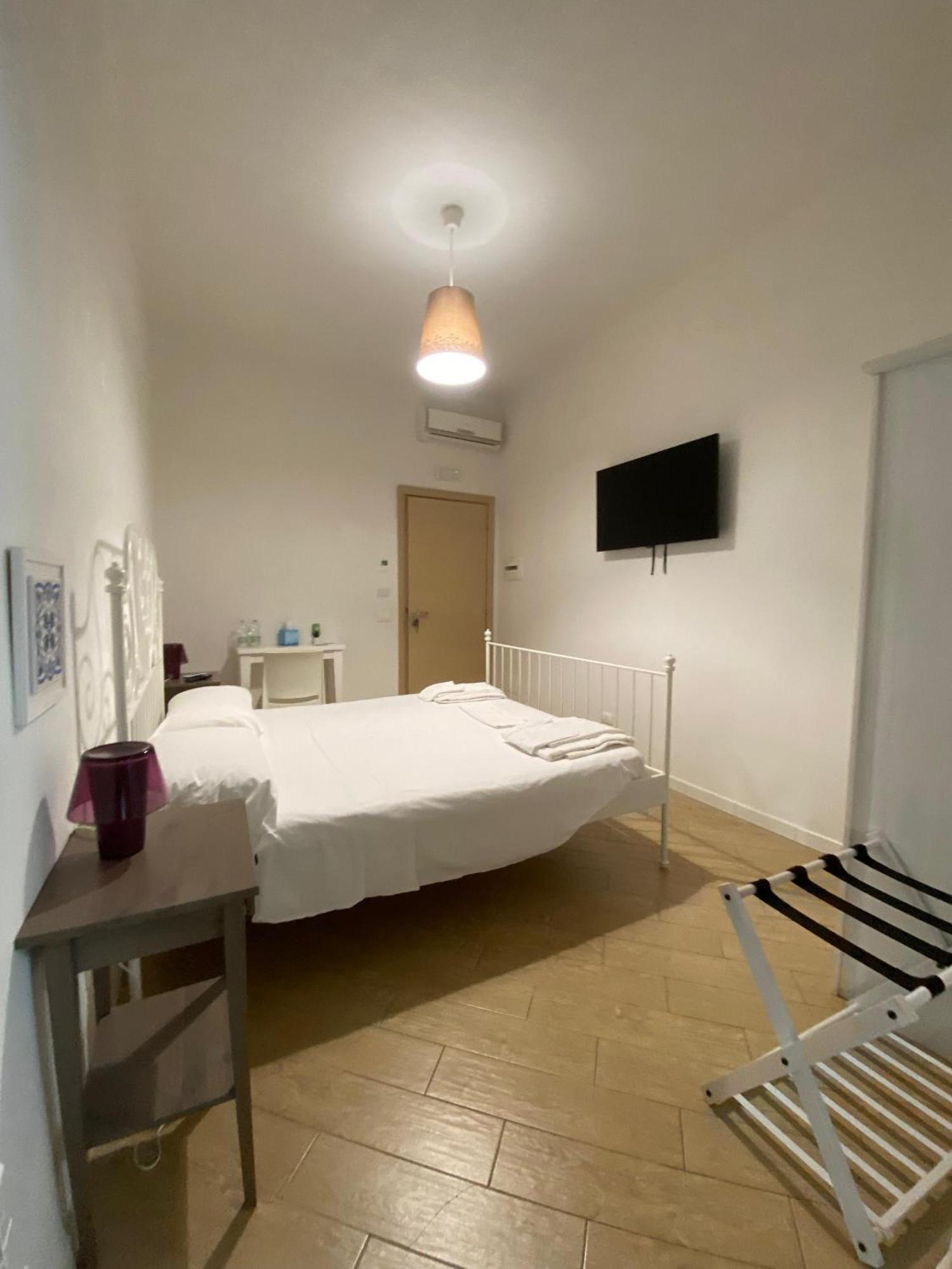 Manu'S House B&B Πόρτο Εμπέντοκλε Εξωτερικό φωτογραφία