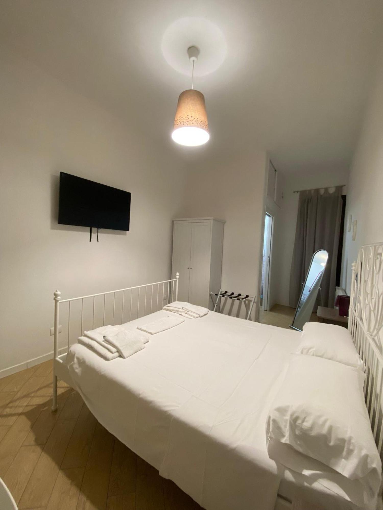 Manu'S House B&B Πόρτο Εμπέντοκλε Εξωτερικό φωτογραφία